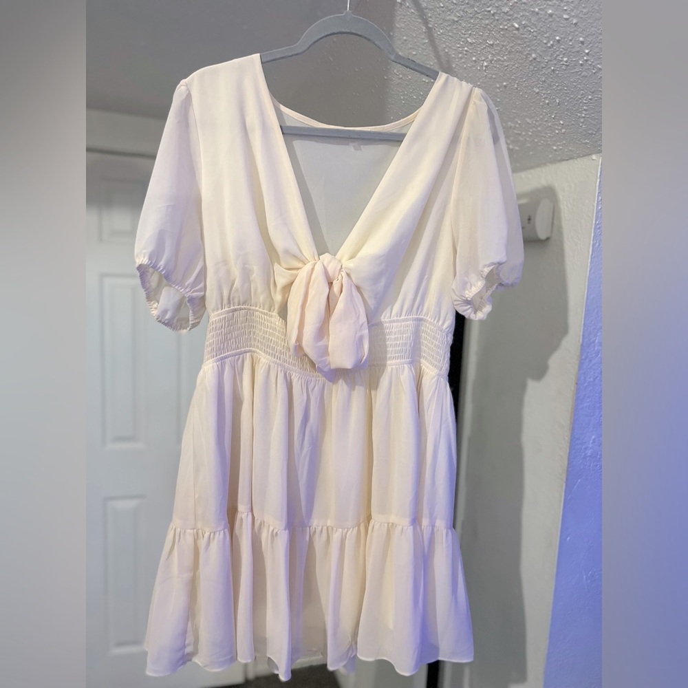 Size 3x never used was for a baby shower dress but it’s too short for me